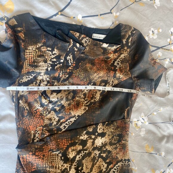 Karen Millen Python Print Asymmetrical Neckline Short Sleeve Sheath Dress Size 4 - Picture 13 of 16